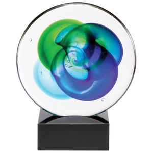8 INCH ROUND HAND BLOWN BLUE AND GREEN GLASS AWARD WITH SWIRL PATTERN ON A BLACK CRYSTAL BASE