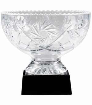 9 INCH DIAMETER HAND CUT CRYSTAL BOWL MOUNTED ON BLACK CRYSTAL BASE 
