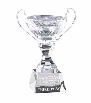 9 x 6-1/4 INCH DIAMOND CUT OPTICAL CRYSTAL ELEGANT TROPHY CUP