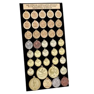 DISPLAY DIE STRUCK ACADEMIC