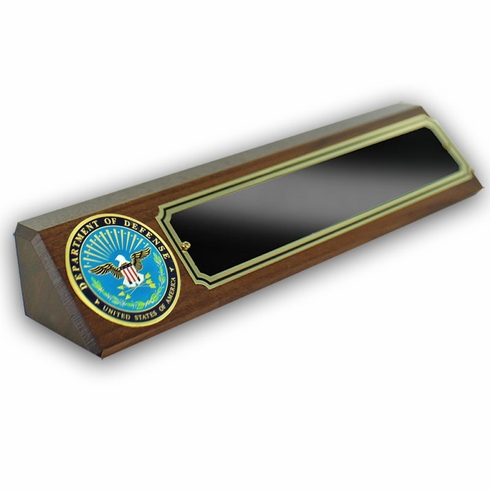 GENUINE WALNUT DESK BLOCK WITH DEPT. OF DEFENSE MEDALLION AND BLACK SCREENED PLATE