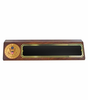 GENUINE WALNUT DESK BLOCK WITH U.S. ARMY SYMBOL MEDALLION AND BLACK SCREENED PLATE