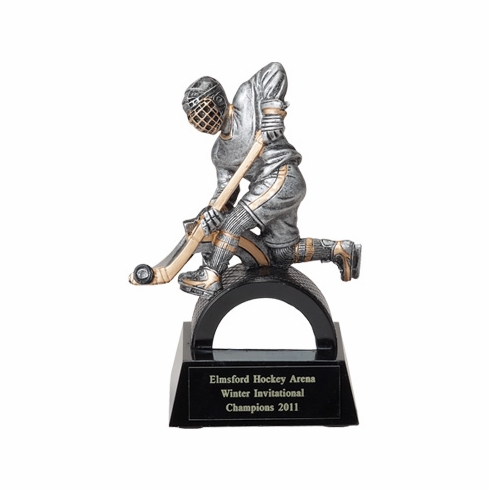 HOCKEY, ICE, 6 1/4 INCH FIGURE TROPHY
