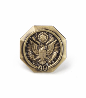 5/8 Inch in Diameter U.S. Federal Years of Service Pin in Gold - 40 Years