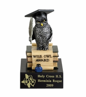 WISE OWL AWARD SCHOLASTIC TROPHY, 6 INCH