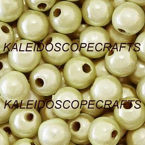 Miracle Beads: Off White (6mm)