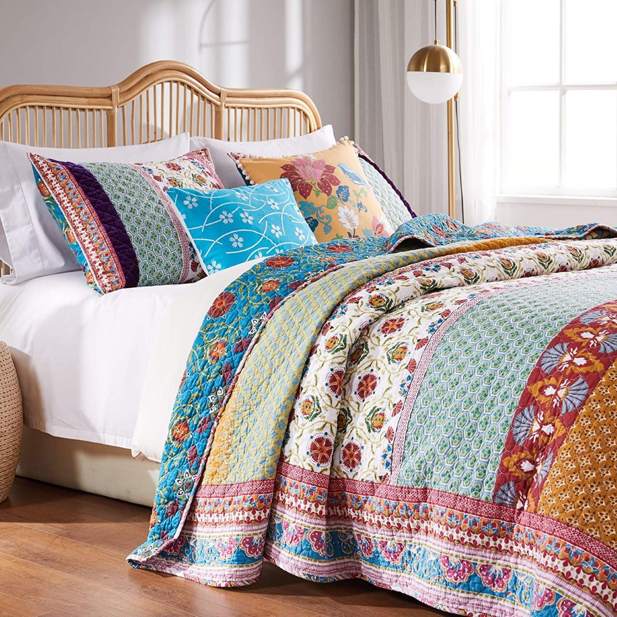 Thalia Boho Floral Quilt Set