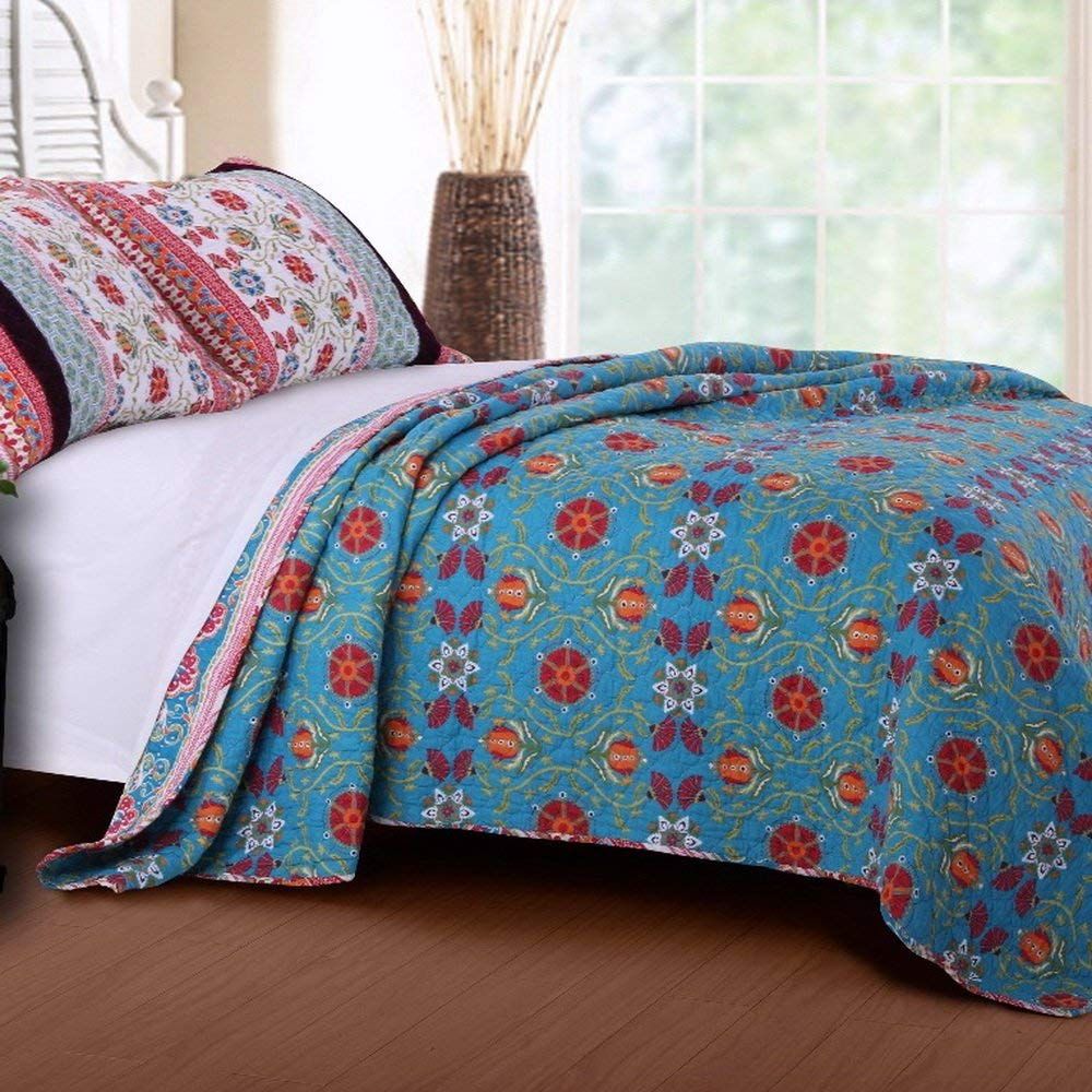 Thalia Boho Floral Quilt Set