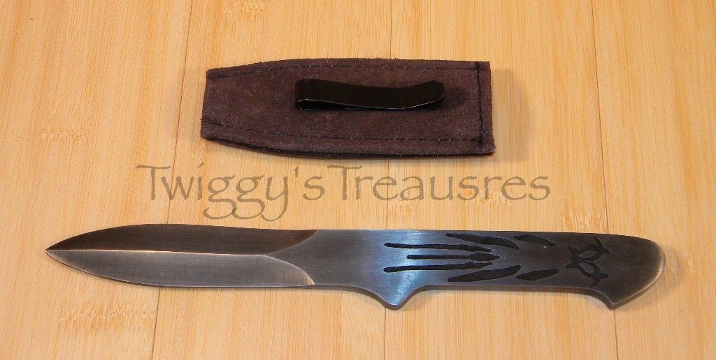 Assassin's Creed Throwing KnifeMRP883011BRK Video Game Swords