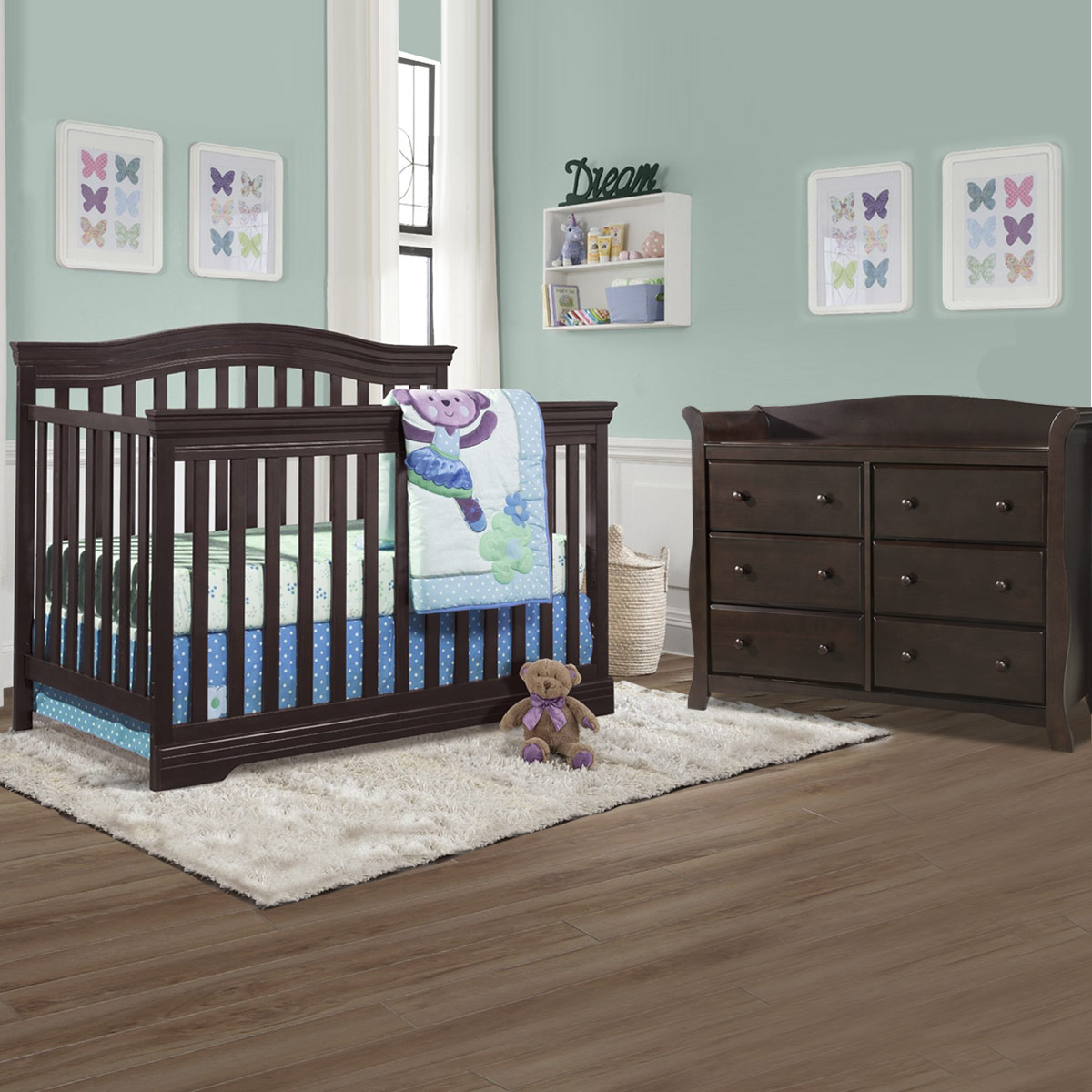 Broyhill Kids Bowen Heights 2 Piece Nursery Set 4in1 Convertible