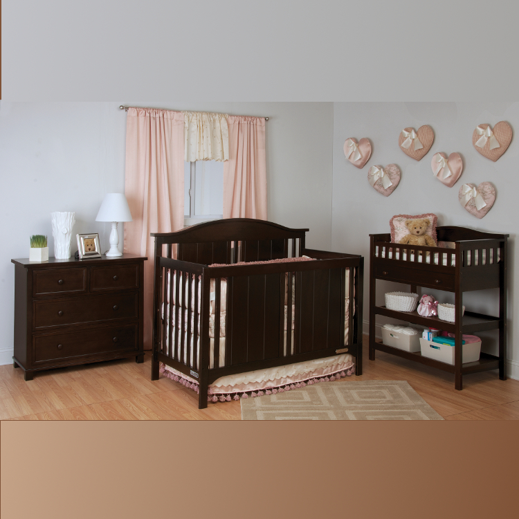 Child Craft 4 Piece Nursery Set Watterson Convertible Crib with Full