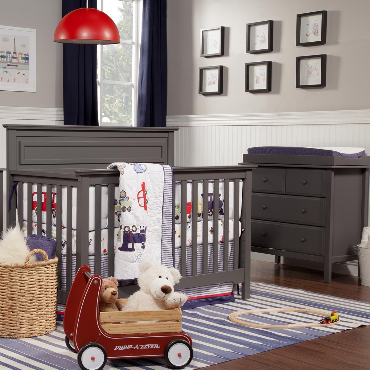 DaVinci 2 Piece Nursery Set Autumn 4 in 1 Convertible Crib and