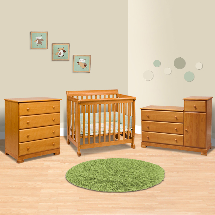 Da Vinci 3 Piece Nursery Set Kalani Mini Crib, 4 Drawer Dresser and