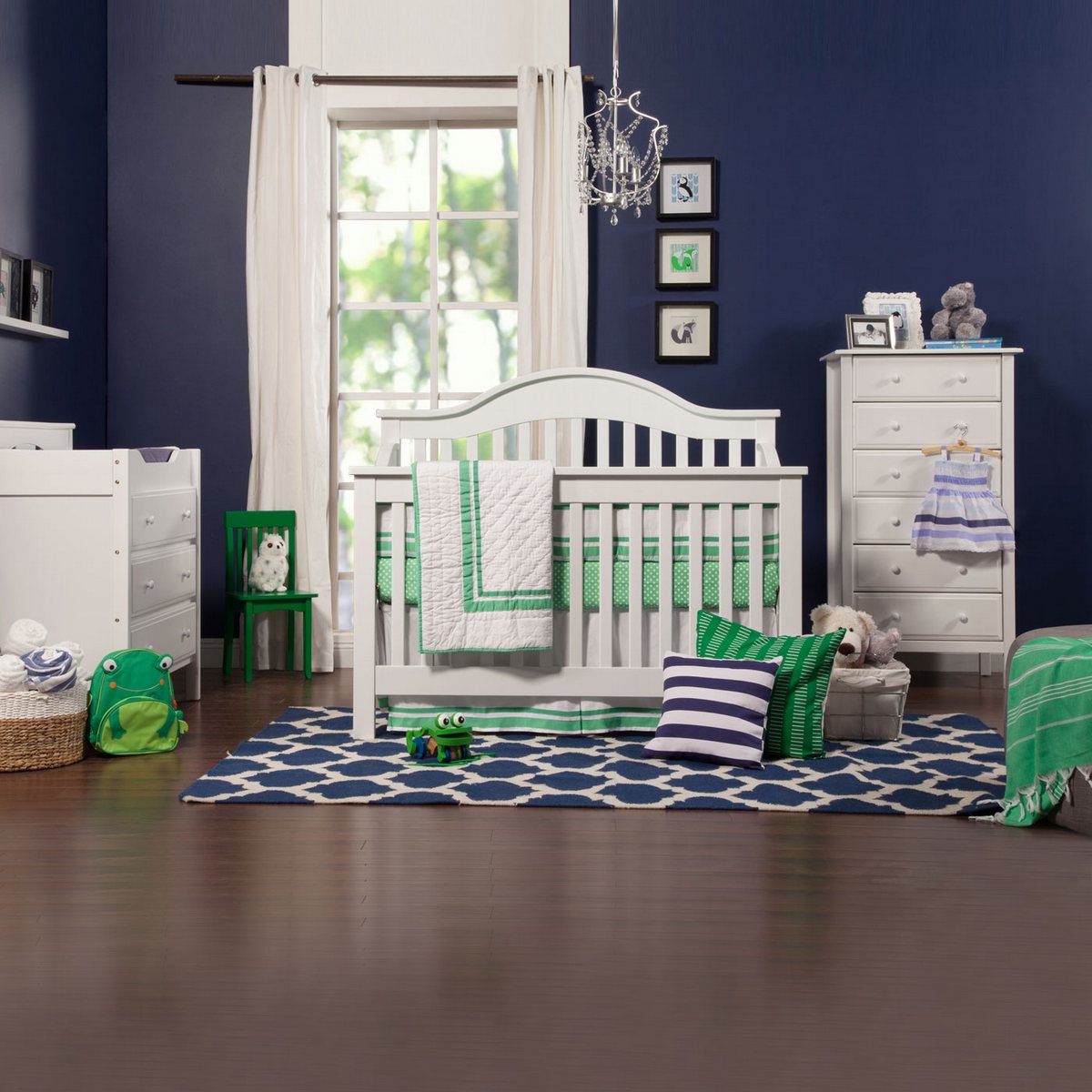 Davinci Jayden 3 Piece Nursery Set - 4 in 1 Convertible Crib, 6 Drawer  Double Dresser and Tall 6 Drawer Dresser in White FREE SHIPPING
