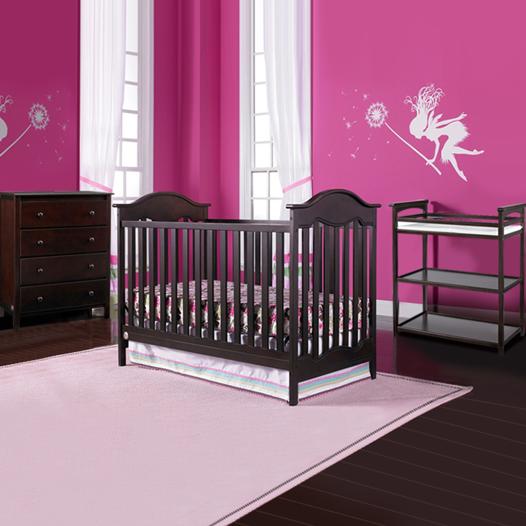 Fisher Price 3 Piece Nursery Set Charlotte Traditional Crib, Dressing Table and 4 Drawer