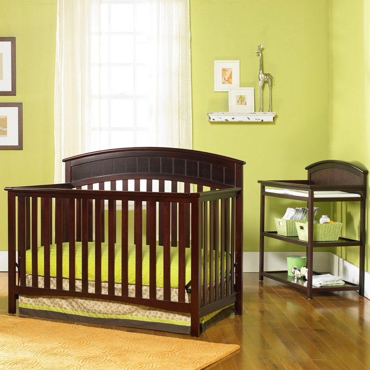 Graco Cribs 2 Piece Nursery Set Charleston 4 in 1 Convertible Crib