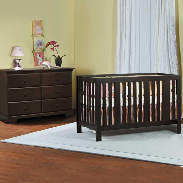 Pali 2 Piece Nursery Set Imperia 4 in 1 Convertible Forever Crib and Volterra Double Dresser