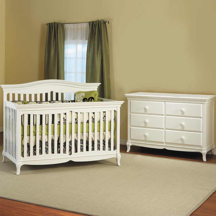 Pali 2 Piece Nursery Set Mantova Convertible Crib and Double Dresser