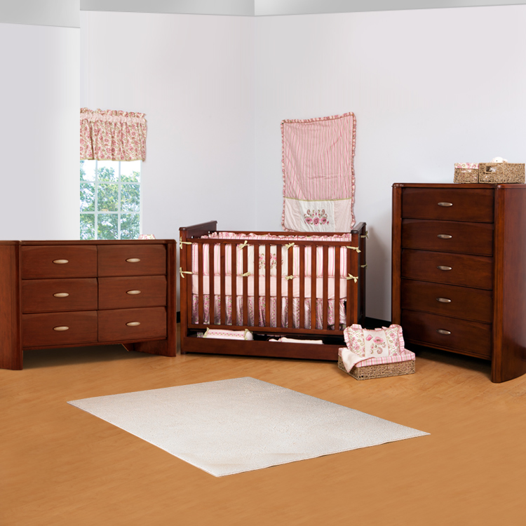 Ragazzi 3 Piece Nursery Set Eclipse Crib with Drawer, 5 Drawer Chest