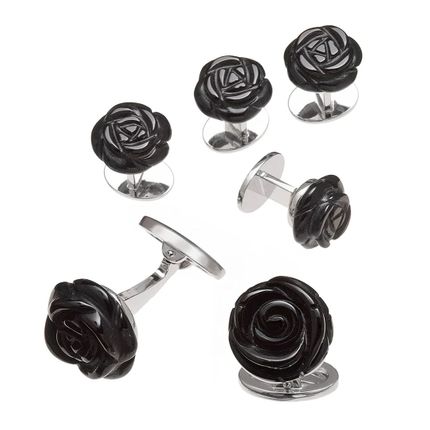 Sterling Silver Carved Rose Black Onyx Stud Set