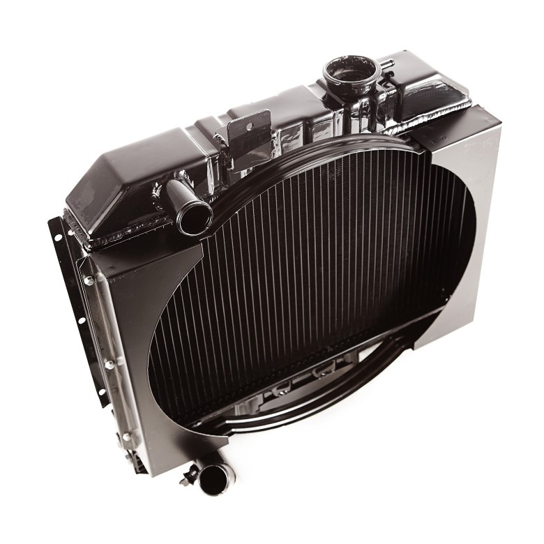Omix 1710101 Radiator, 2 Row With Shroud, 1941-1945 MB, 1941-1945 Ford ...