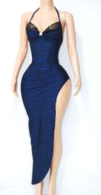Lace trim gown w/lace 