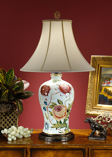 WILDWOOD LAMPS BOLD FLOWERS LAMP 46673