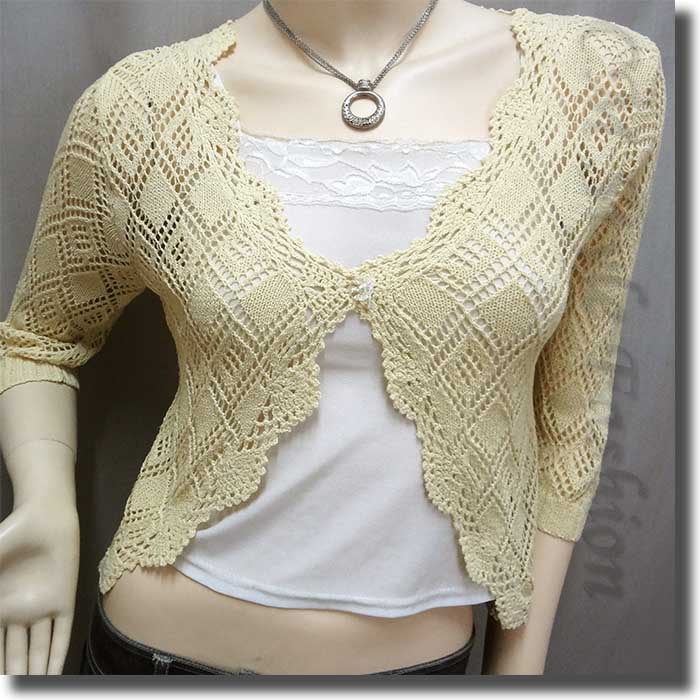 EYELET SCALLOP SWEATER KNIT CROP TOP