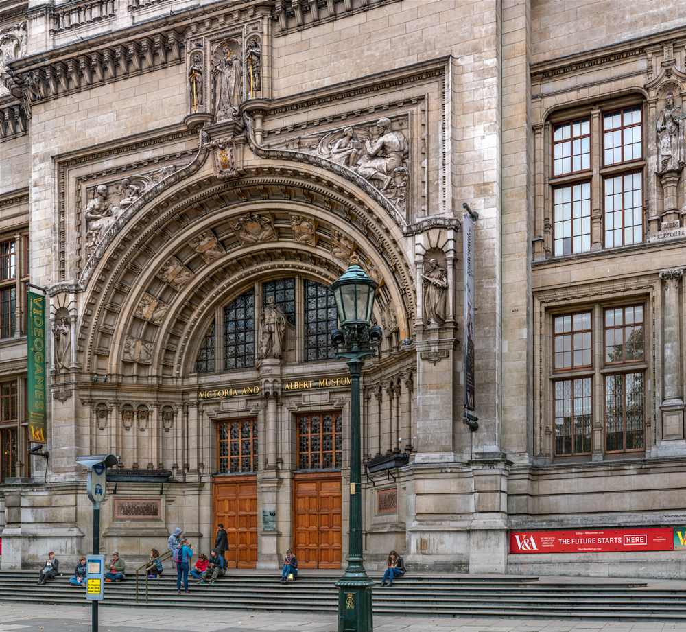 Victoria & Albert