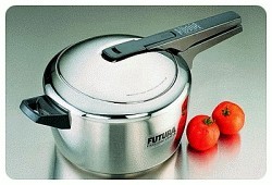 Futura 4 litre hawkins stainless steel pressure cooker