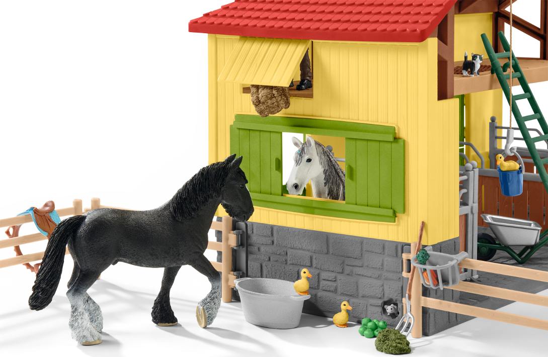 Schleich Horse Stable 42485 Complete Farm Playset