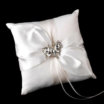 Ring Pillow 17 with Silver Clear Butterfly Brooch 111