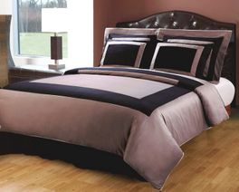 California-King 10-PC Hotel Black/Taupe Bed in a Bag