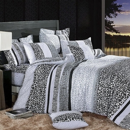[Snow Leopard] Luxury 7PC Bed In A Bag Combo 300GSM (Queen Size)
