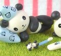 Japanese Miniature Toys : Yuu Yuu Pandas at Play (2006) #1 - Miniature Sleeping Panda & Toothbrush