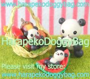 Japanese Miniature Toys : Yuu Yuu Pandas at Play (2006) #4 - Miniature Panda & Fruit