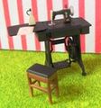 Kaiyodo Miniature Toys : Time Slip Glico Series 2 : Miniature Sewing Machine (2002)