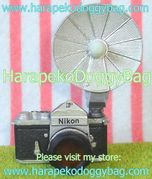 Kaiyodo Miniature Toys : Time Slip Glico Series 2 : Miniature Nikon Camera (2002)
