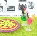 Megahouse Miniatures : Bar Time (2005) #8 - Miniature Pizza & Cocktail Drinks