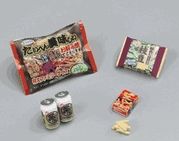 Megahouse Microwave Food #8 - Miniature Beer Cans