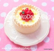 Re-ment Cake On Parade #1 - Miniature Shortcake 