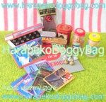 Re-ment Miniatures : Dreamy American Life (2004) #10 - Miniature Peanut Souvenirs & Postcards