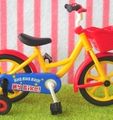 Re-ment Miniatures : Puchi Home Center (2006) #4 - Miniature Japanese DIY Store Cycling Equipment 