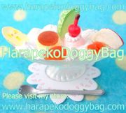 Re-ment Miniatures : Dessert Shop in Town 2 (2003) #9 - Miniature Pudding � la Mode