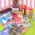 Re-ment Miniatures : Dreamy American Life (2004) #10 - Miniature Peanut Souvenirs & Postcards