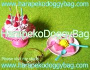 Re-ment Miniatures : Flirty Pink (2008) #1 - Miniature Pink Birthday Cake