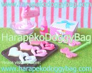 Re-ment Miniatures : Flirty Pink (2008) #4 - Miniature Heart Cookies