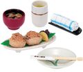 Re-ment Miniatures : Izakaya Pub Meals (2006) #10 - Miniature Yaki Onigiri Rice Ball