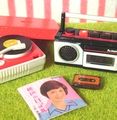 Re-ment Miniatures : Retro Nostalgic Home Appliances (2006) #4 - Miniature Record Player