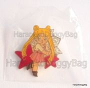 Kanebo Foods Promo Item : Sailor Moon Super S : Miracle Pin - Usagi Tsukino / Glitter 